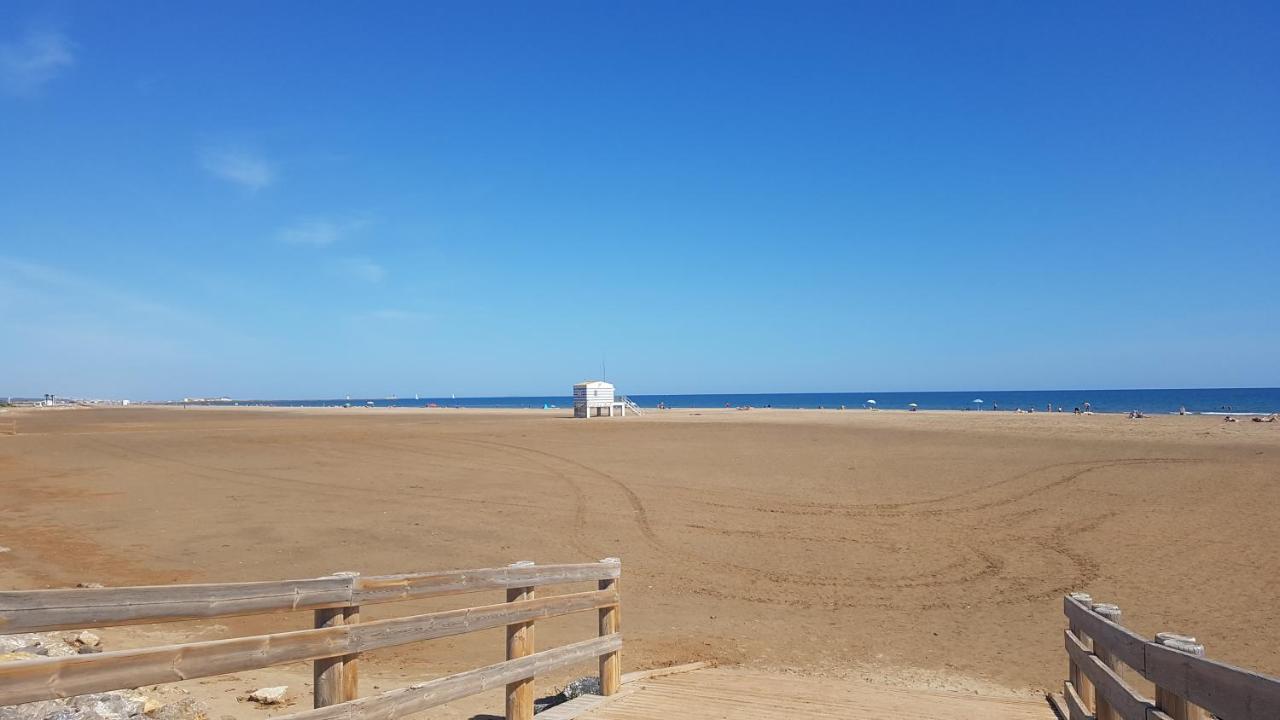 グリュイッサン Alcove Marine Bed & Breakfast エクステリア 写真