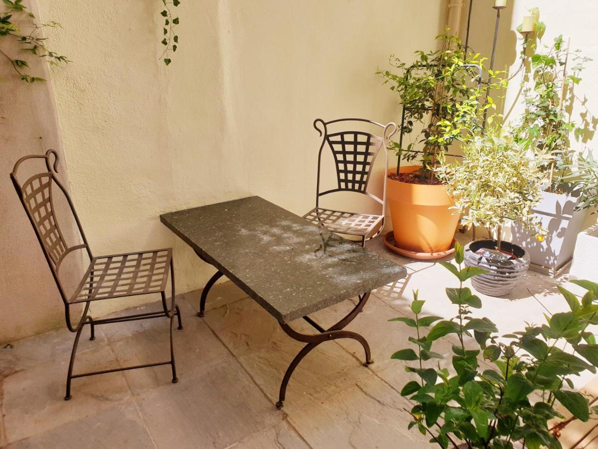 グリュイッサン Alcove Marine Bed & Breakfast エクステリア 写真