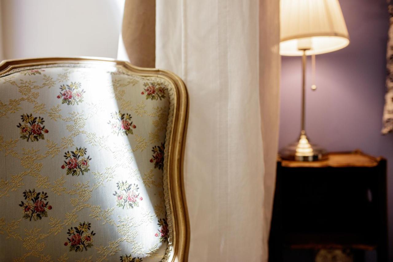 グリュイッサン Alcove Marine Bed & Breakfast エクステリア 写真