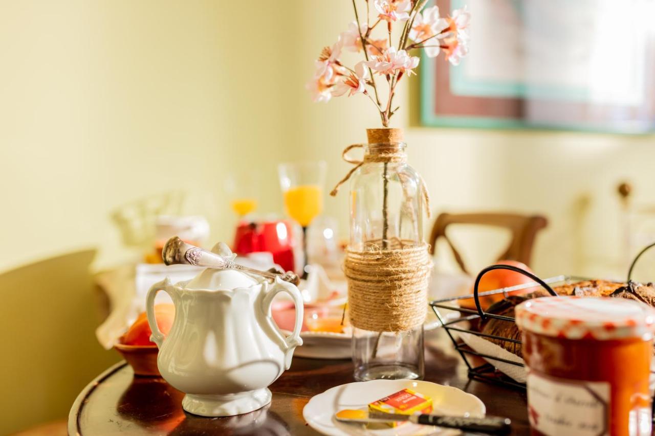 グリュイッサン Alcove Marine Bed & Breakfast エクステリア 写真